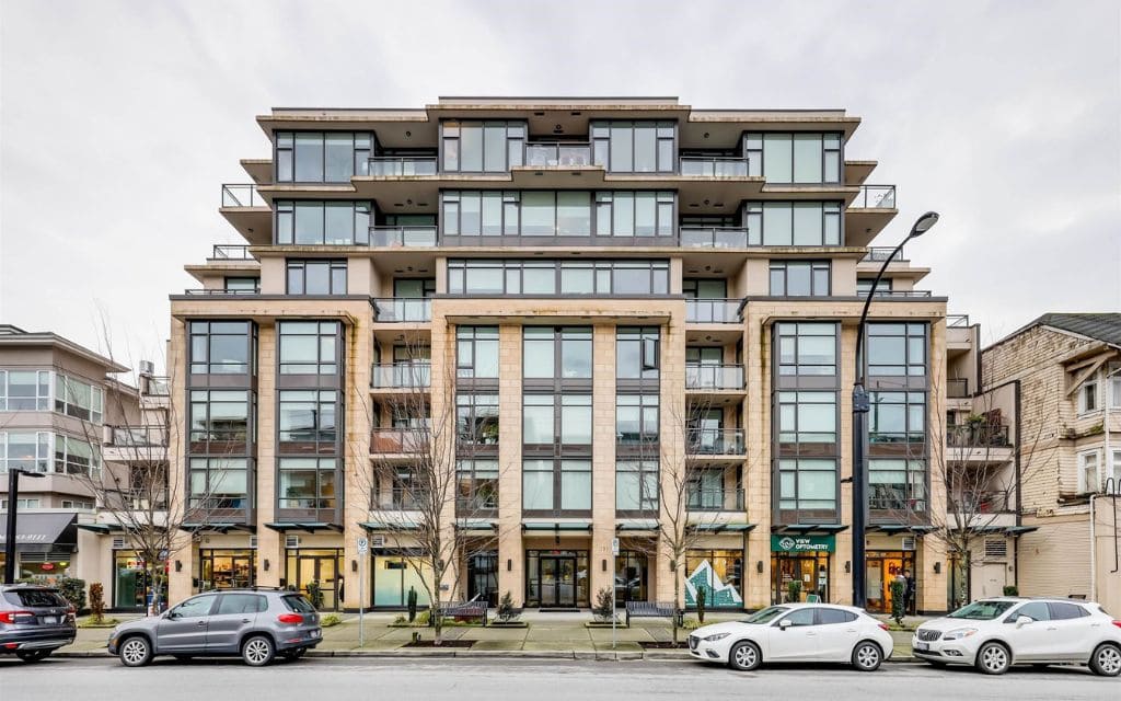 131 EAST 3RD STREET, NORTH VANCOUVER